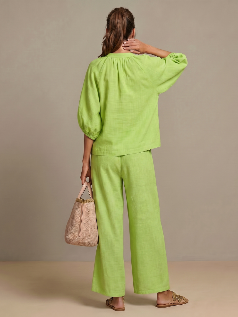 Natalia | Blus med dragkedja och vida byxor