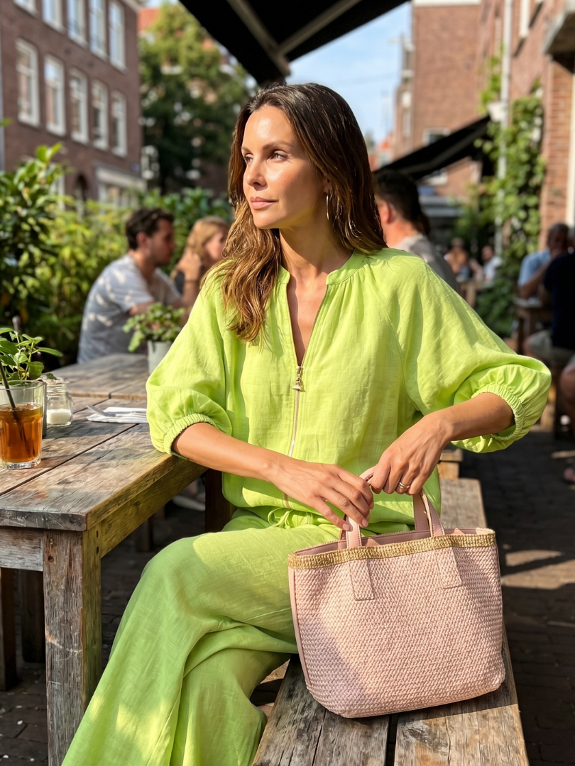 Natalia | Blus med dragkedja och vida byxor