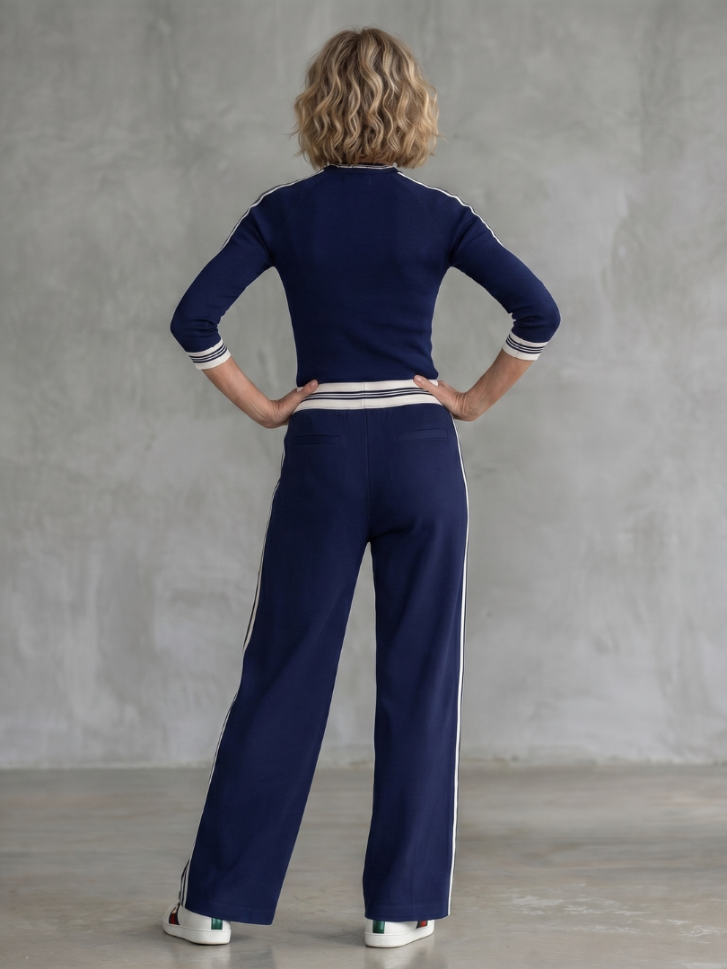 Eirlys | Figurformad långärmad topp med vida byxor-set