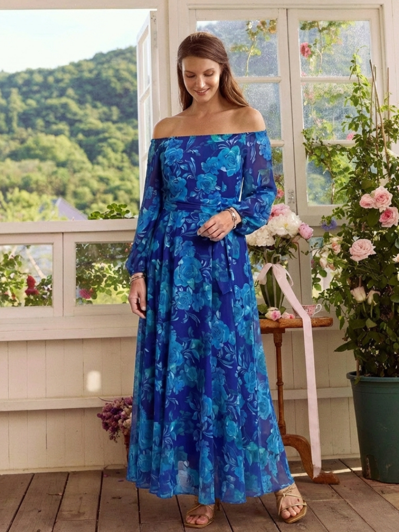 Aspen | Maxiklänning med blommönster och off-shoulder design