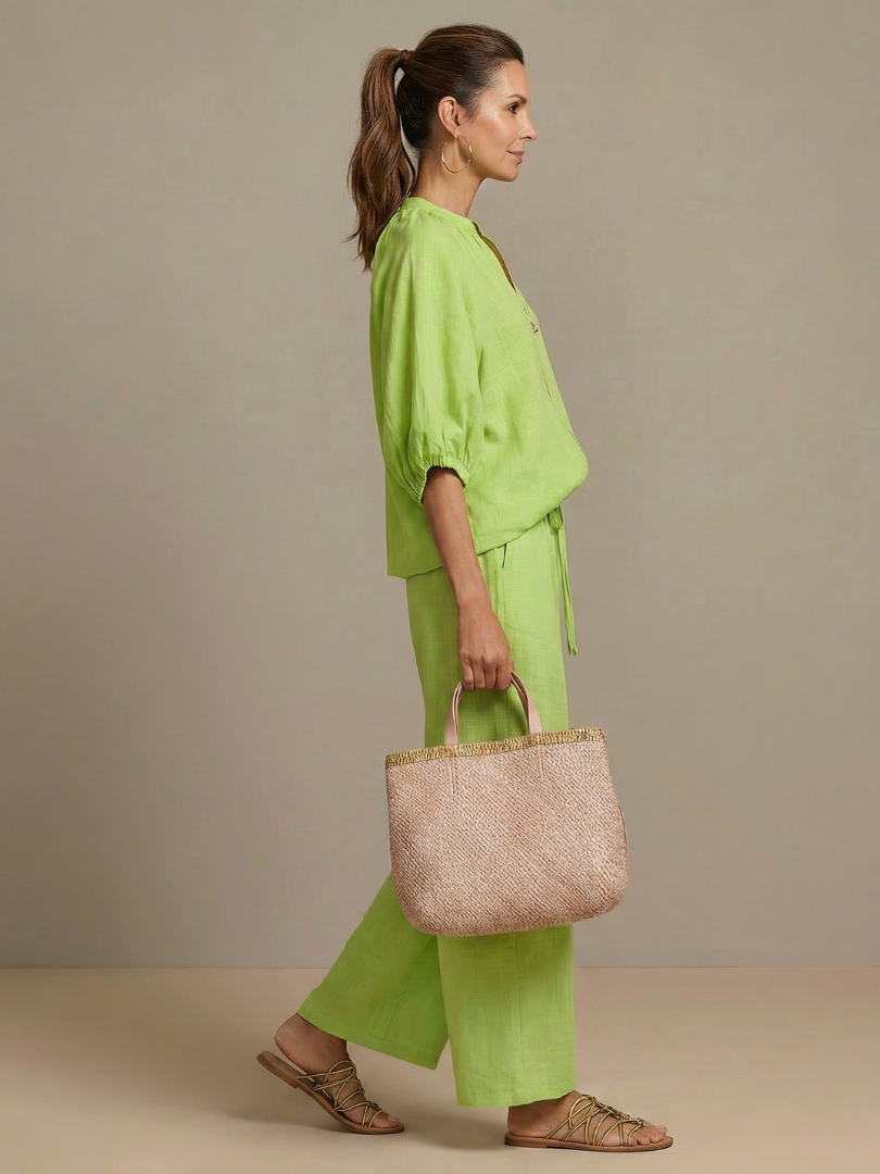 Natalia | Blus med dragkedja och vida byxor
