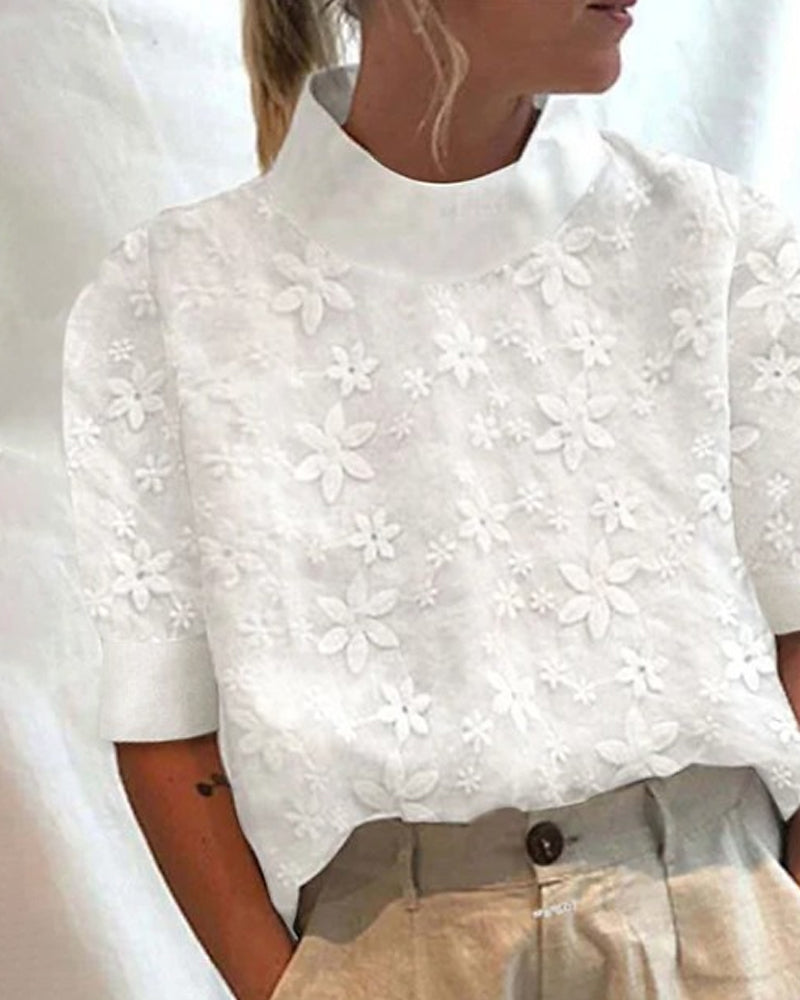 Karla | Med Ståkrage Broderad