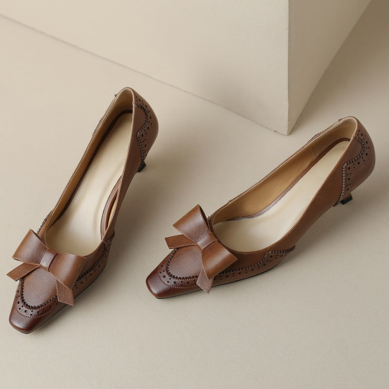 Célora Läderpumps med Slips