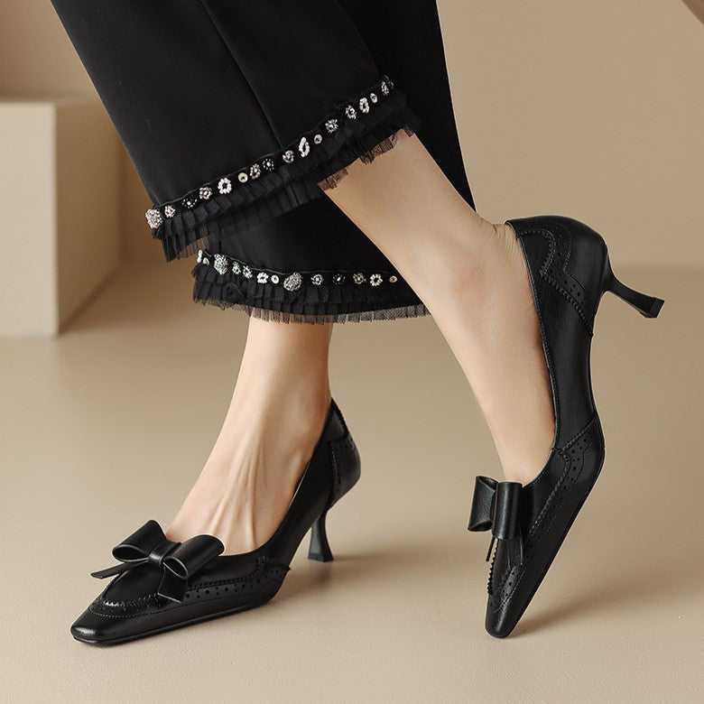 Célora Läderpumps med Slips