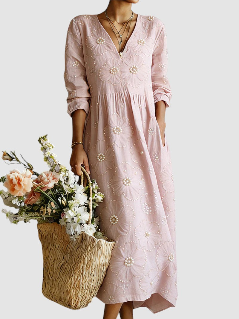 Clémence | Lång, broderad klänning med blommönster