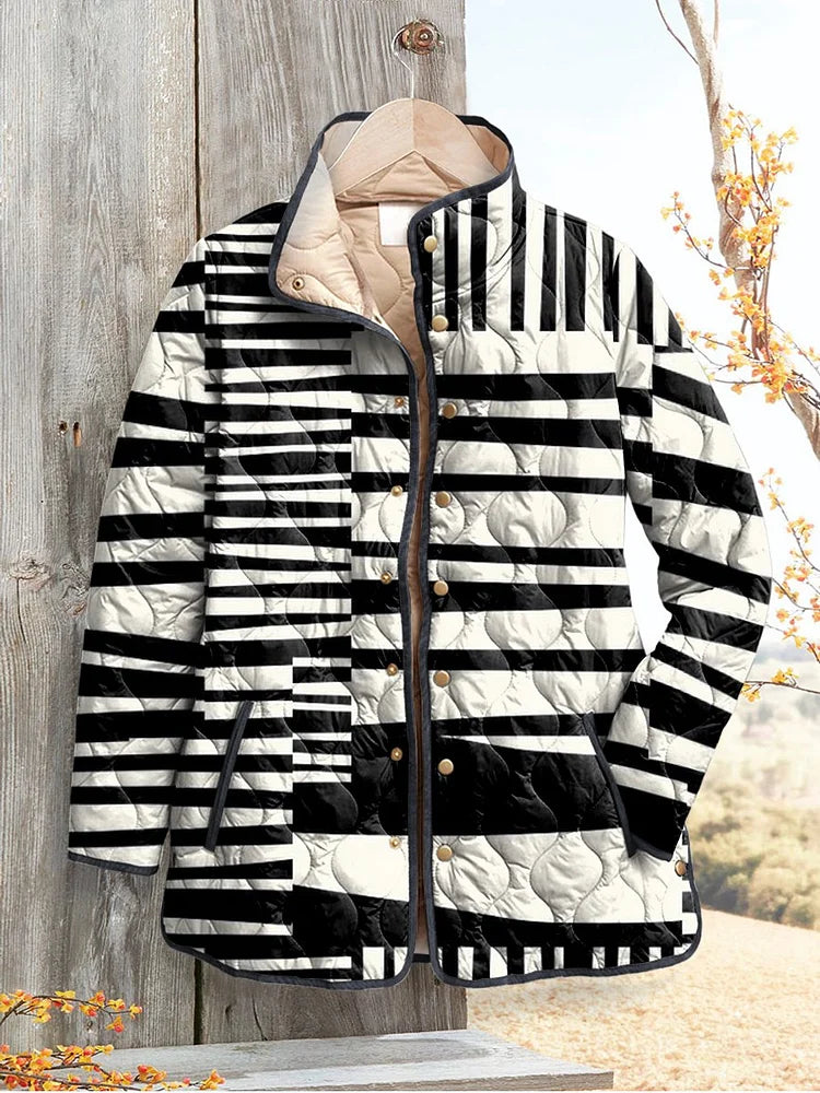 Olivia | Damens Abstract Quiltad Jacka i Svart och Vitt